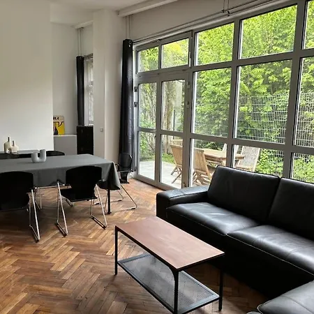 度假居 Zentrales Gartenhaus Loft In *