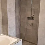 Zentrales Gartenhaus Loft In *