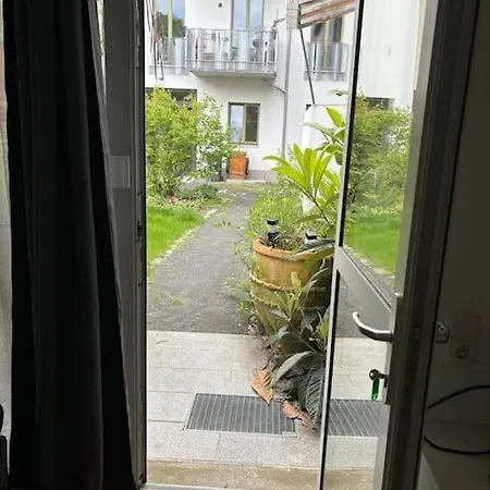 Nyaraló Zentrales Gartenhaus Loft In Berlin